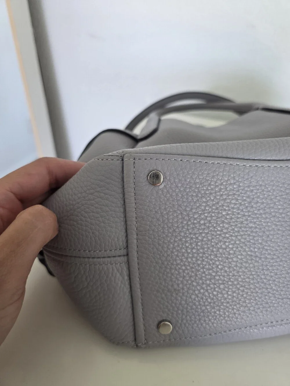 Kate Spade Dumpling Satchel in Grey. Excellent Condition